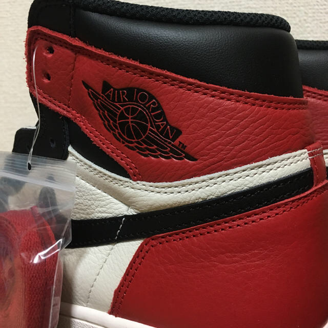 NIKE(ナイキ)の27.5cm NIKE AIR JORDAN 1 RETRO BRED TOE メンズの靴/シューズ(スニーカー)の商品写真