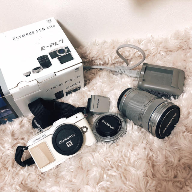 OLYMPUS pen e-pl7