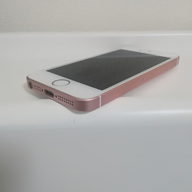 スマホ/家電/カメラiPhone SE 64GB ローズゴールド au