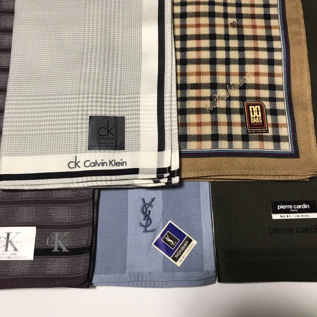 Calvin Klein(カルバンクライン)のCalvin Klein 他 メンズハンカチセット 未使用品 メンズのファッション小物(ハンカチ/ポケットチーフ)の商品写真