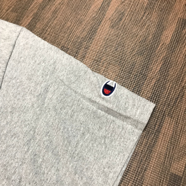 Champion(チャンピオン)の新品未使用 チャンピオン 無地Tシャツ 6oz 白M メンズのトップス(Tシャツ/カットソー(半袖/袖なし))の商品写真