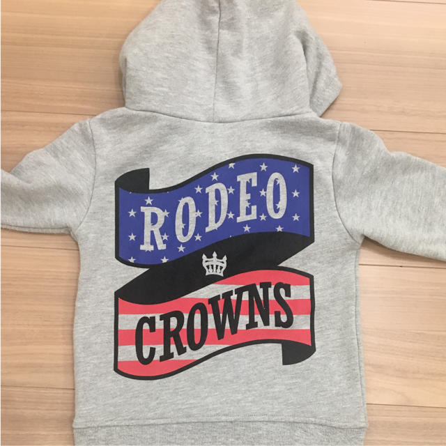 RODEO CROWNS(ロデオクラウンズ)のRODEO CROWNS ロデオクラウンズ キッズ パーカー キッズ/ベビー/マタニティのキッズ服男の子用(90cm~)(その他)の商品写真