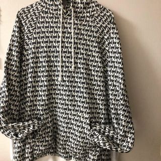 フィアオブゴッド(FEAR OF GOD)の【L】fog printed pullover hoodie 総柄パーカー(パーカー)