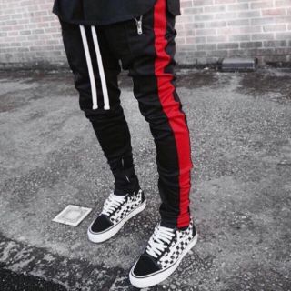 フィアオブゴッド(FEAR OF GOD)の新品未使用 mnml トラックパンツ s 黒赤 fear of god(ジャージ)