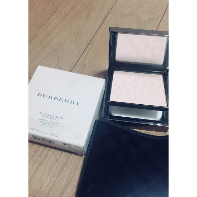 BURBERRY(バーバリー)のバーバリー フレッシュグロウコンパクト コスメ/美容のベースメイク/化粧品(ファンデーション)の商品写真