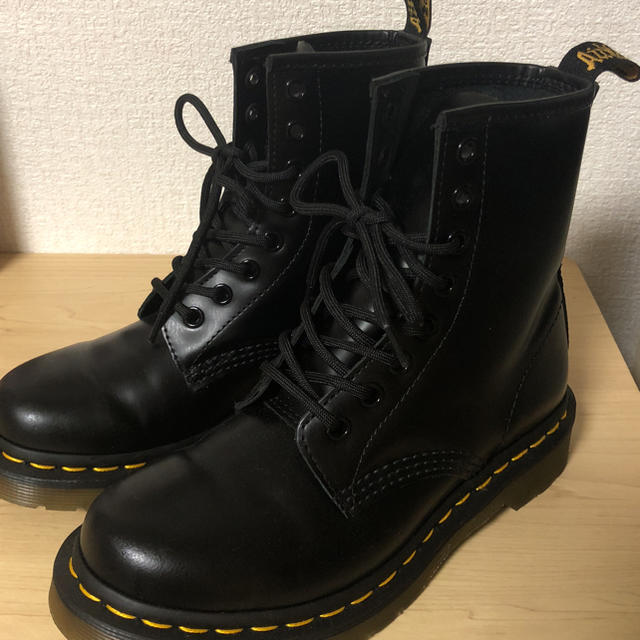 ドクターマーチン BLACK UK3-