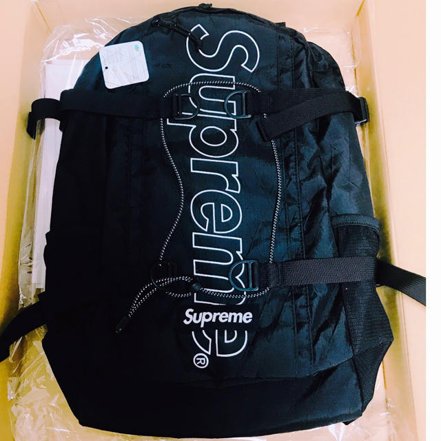 ★Supreme/ 18AW / Backpack (黒)