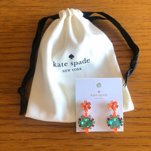 kate spade new york(ケイトスペードニューヨーク)の【sale】 kate spade 新品 カラフル ピアス レディースのアクセサリー(ピアス)の商品写真