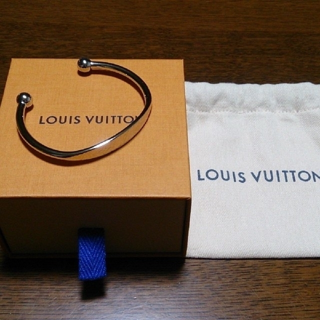 LOUIS VUITTON(ルイヴィトン)のルイヴィトン ブレスレット バングル メンズのアクセサリー(ブレスレット)の商品写真