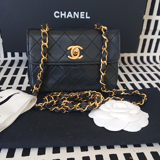 CHANEL【正規品】美品 ミニミニマトラッセ ショルダーバッグ CHANEL【正規品】美品 ミニミニマトラッセ ショルダーバッグ
