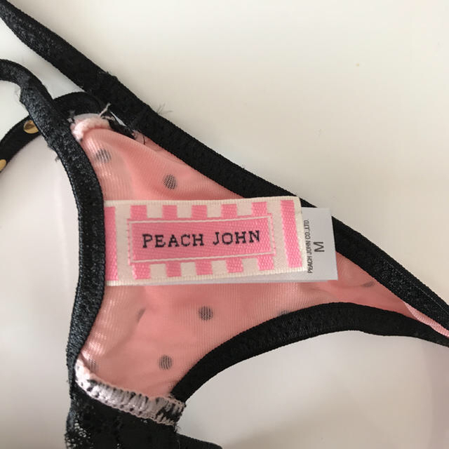 PEACH JOHN(ピーチジョン)のアシンメトリーTバックショーツ レディースの下着/アンダーウェア(ショーツ)の商品写真