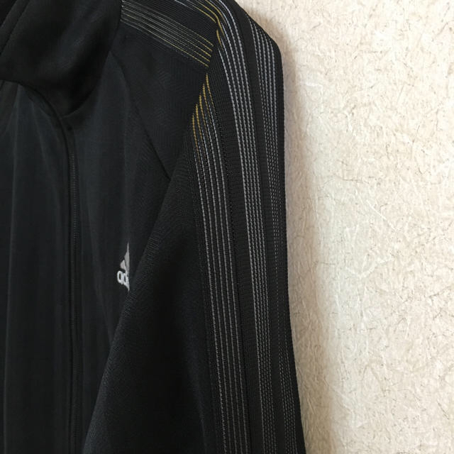 adidas(アディダス)のアディダス メンズのトップス(パーカー)の商品写真