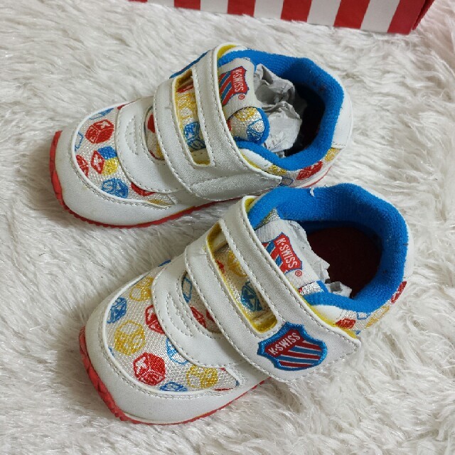 K-SWISS(ケースイス)のK.SWISSベビーシューズ☆13.5cm 美品　可愛い♫ キッズ/ベビー/マタニティのベビー靴/シューズ(~14cm)(スニーカー)の商品写真