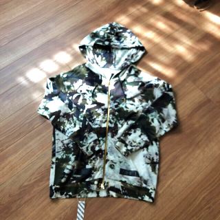Off-White(カモフラージュ ・ パーカー)のフリマアイテム一覧 Off-White(カモフラージュ ・ パーカー)のフリマアイテム一覧