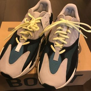 アディダス(adidas)のyeezy runner 700(スニーカー)