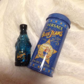 ヴェルサーチ(VERSACE)のVERSACE 香水♡(香水(女性用))