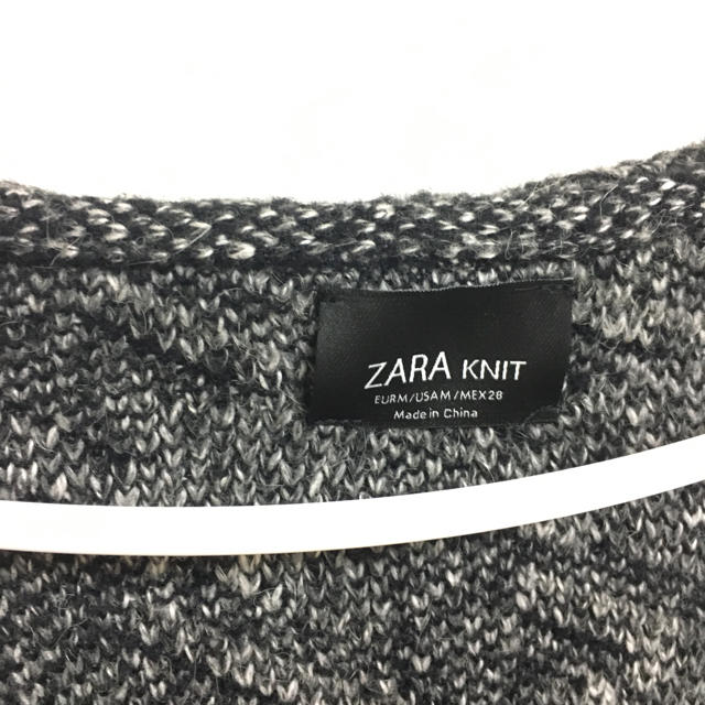 ZARA(ザラ)のZaraニットカーディガン レディースのトップス(カーディガン)の商品写真