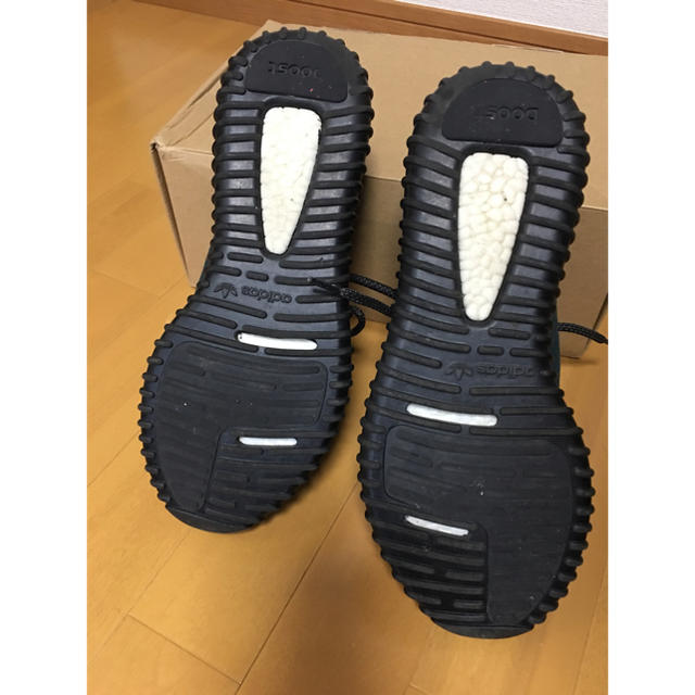 adidas(アディダス)のyeezy boost 350 pirate black メンズの靴/シューズ(スニーカー)の商品写真