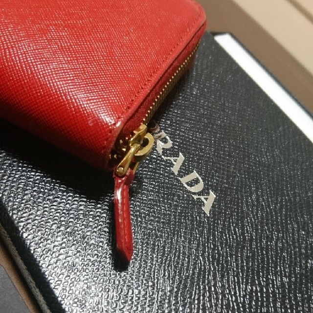 PRADA(プラダ)のPRADA サフィアーノ コンパクト財布 レディースのファッション小物(財布)の商品写真