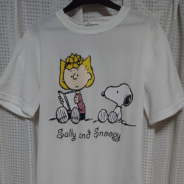 SNOOPY(スヌーピー)のスヌーピーのTシャツ S メンズのトップス(Tシャツ/カットソー(半袖/袖なし))の商品写真