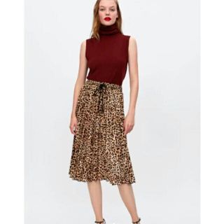 ザラ(ZARA)のzara レオパード スカート(ひざ丈スカート)