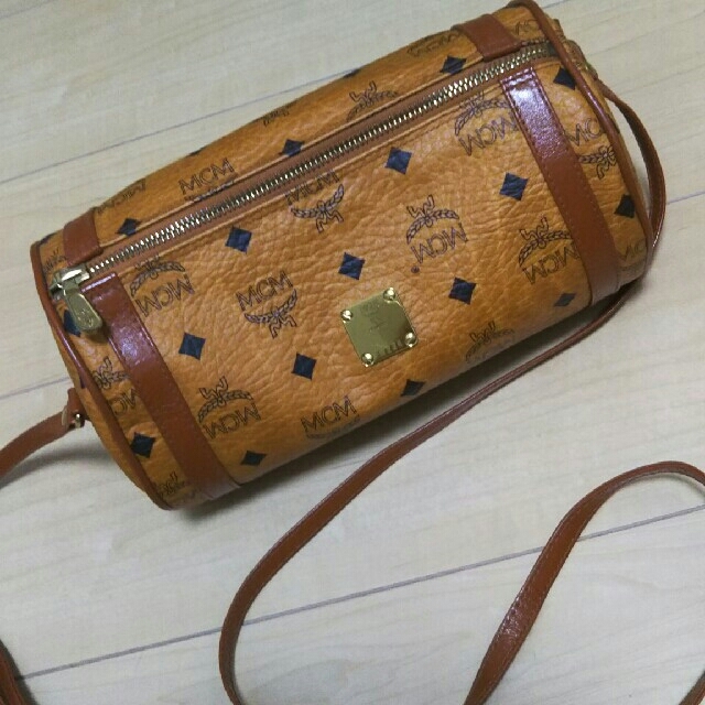 ヴィンテージ　MCM　筒形ショルダーバッグ