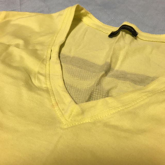 KRIS VAN ASSCHE(クリスヴァンアッシュ)のクリスヴァンアッシュのＶネックカットソー メンズのトップス(Tシャツ/カットソー(半袖/袖なし))の商品写真
