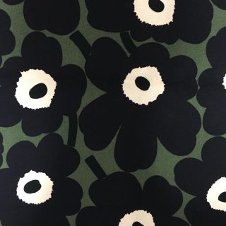 マリメッコ(marimekko)のマリメッコ 生地 ミニウニッコ  キャンバス地 カーキ紫(生地/糸)