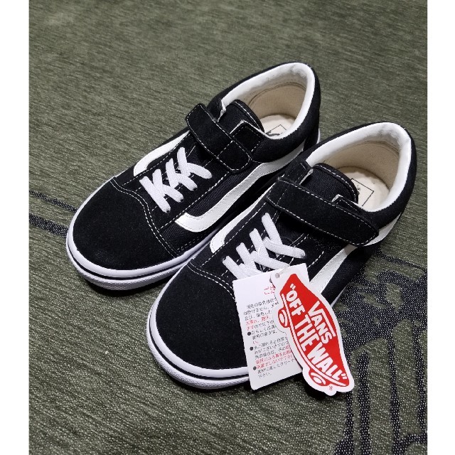 VANS(ヴァンズ)のVANSスニーカー（キッズ） キッズ/ベビー/マタニティのキッズ靴/シューズ(15cm~)(スニーカー)の商品写真