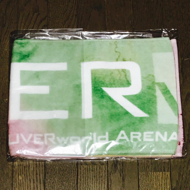 UVERworld(ウーバーワールド)のUVERworld マフラータオル エンタメ/ホビーのタレントグッズ(ミュージシャン)の商品写真