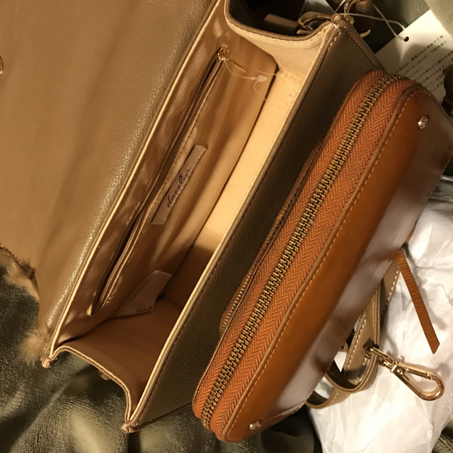 dazzlin(ダズリン)のダズリン フェイクファーフラップBAG レディースのバッグ(ショルダーバッグ)の商品写真