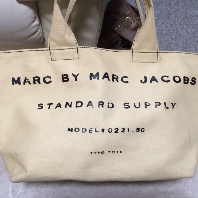 MARC BY MARC JACOBS(マークバイマークジェイコブス)のマーク トートバッグ レディースのバッグ(トートバッグ)の商品写真