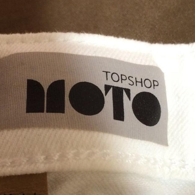 TOPSHOP(トップショップ)のハイウエストショートパンツ レディースのパンツ(ショートパンツ)の商品写真