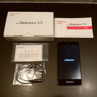 フジツウ(富士通)のdocomo ARROWS NX F-01F Blue Black(スマートフォン本体)