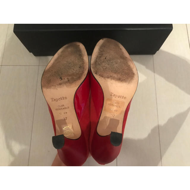 repetto(レペット)のレペット スエード×レザーコンビ パンプス 37赤 レディースの靴/シューズ(ハイヒール/パンプス)の商品写真