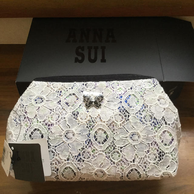 ANNA SUI(アナスイ)のアナスイ🦋化粧ポーチ❤︎新品・未使用・タグ付き レディースのファッション小物(ポーチ)の商品写真