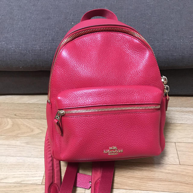 COACH(コーチ)の正規品コーチ リュック 赤 レディースのバッグ(リュック/バックパック)の商品写真