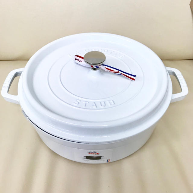 STAUB - 《宅急便》 希少 ストウブ シャロー ホワイト ココット 26cmの