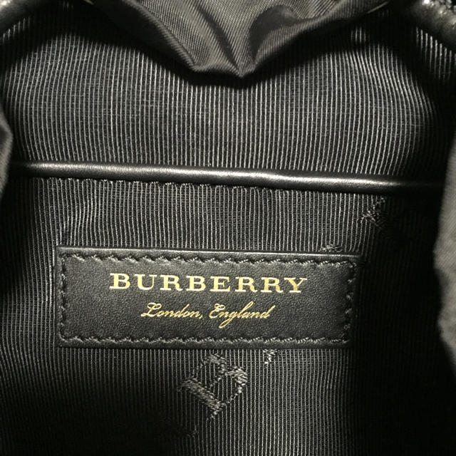 BURBERRY(バーバリー)のBurberry ナイロンリュック スモールサイズ レディースのバッグ(リュック/バックパック)の商品写真