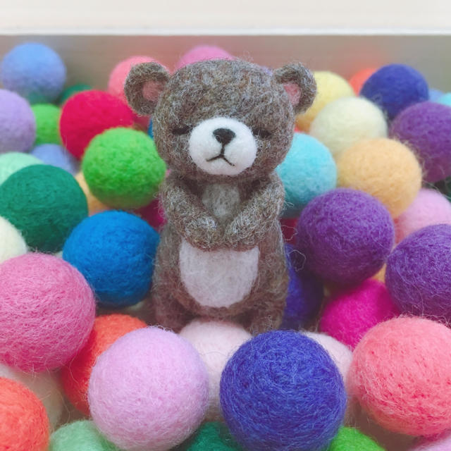 ほのぼのクマちゃん♡羊毛フェルト ハンドメイドのぬいぐるみ/人形(ぬいぐるみ)の商品写真