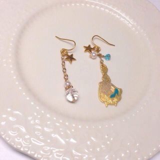 シンデレラと揺れるビーズのピアス＊(ピアス)