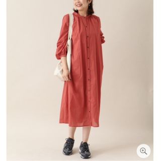 サニーレーベル(Sonny Label)の【ミッキーmmm324様専用】ギャザーシャツワンピース オレンジレッド (ロングワンピース/マキシワンピース)