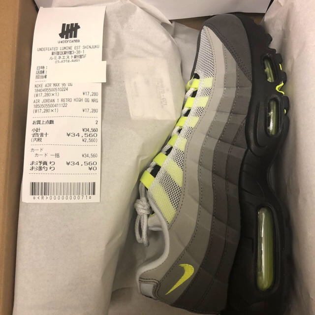 NIKE(ナイキ)のにに213様専用【AIRMAX95 0G】2018年9月購入 イエローグラデ  メンズの靴/シューズ(スニーカー)の商品写真