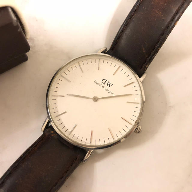 Daniel Wellington(ダニエルウェリントン)のDaniel Wellington正規品❣️36mmシルバー レディースのファッション小物(腕時計)の商品写真