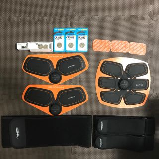 シックスパッド(SIXPAD)のシックスパッド Abs Fit ×1   Body Fit×2 セット(ボディケア/エステ)