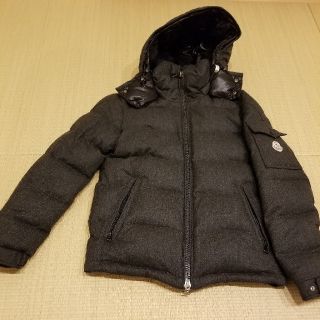 モンクレール(MONCLER)のMONCLER　モンジュネーブル　グレー　(ダウンジャケット)