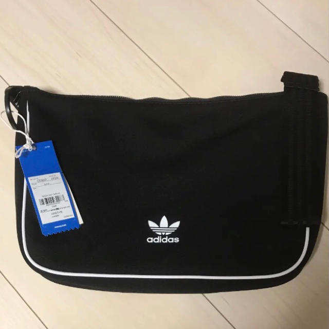 adidas(アディダス)のadidas オリジナルス POUCH"ポーチ クラッチバッグ レディースのバッグ(クラッチバッグ)の商品写真