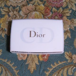 ディオール(Dior)のあみちゃんショップ専用　スノーホワイトニングUVコンパクトケース(ファンデーション)