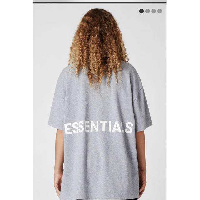 FEAR OF GOD(フィアオブゴッド)の最安値 fear of god essentials Tシャツ Sサイズ グレー メンズのトップス(Tシャツ/カットソー(半袖/袖なし))の商品写真