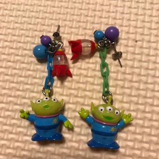 ディズニー(Disney)のリトルグリーンメン ピアス(ピアス)